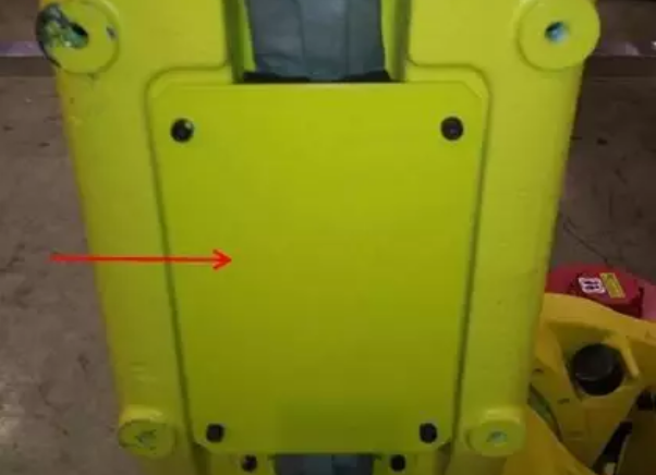 發(fā)那科R-2000i系列機器人本體電纜的安裝步驟